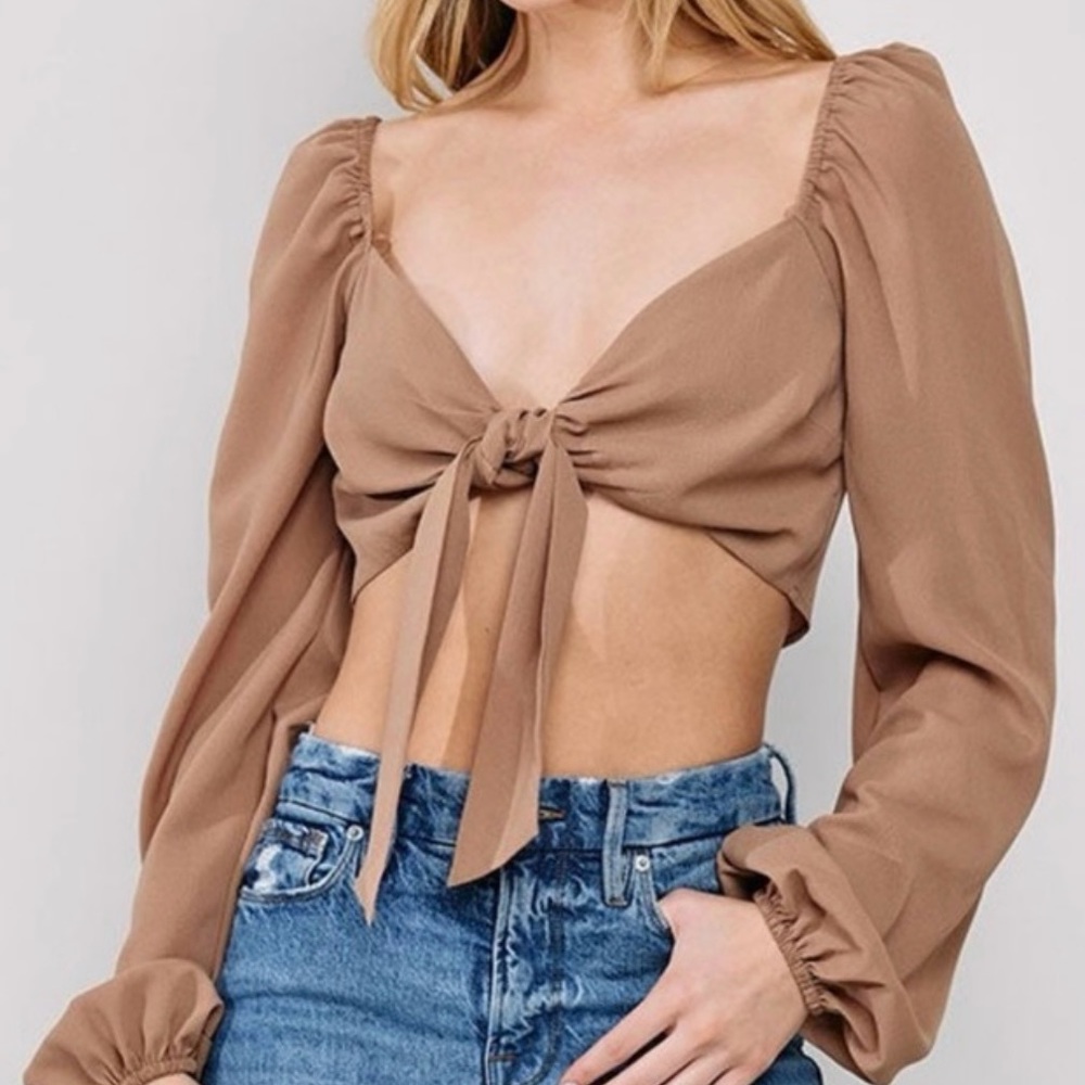 Cream Tie Front Crop Long Sleeve NWT - Picture 5 of 11